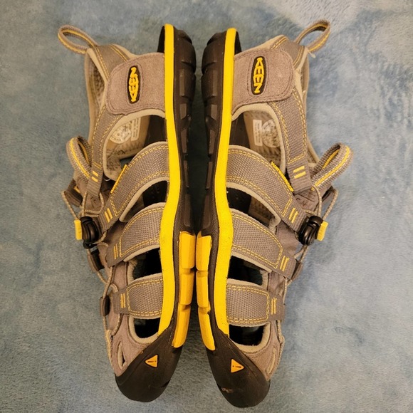 Keen Clearwater Cnx 1009036 Sandal in Gargoyle/Super Lemon sz 7.5 main image 6